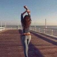 Mila_Beauty's Offline Chat Room