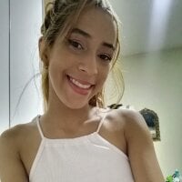 akisha_lim691