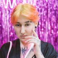 Lana_Lion's Offline Chat Room