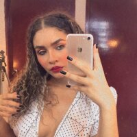 Alinna_Bravel Ruang Obrolan Offline