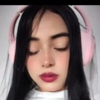 tiny_queen's Avatar Pic