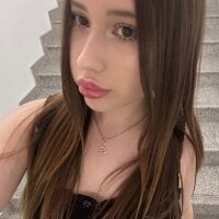 SoffiRay model avatar