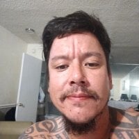 beggingforapeg's Offline Chat Room