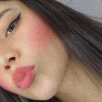 Elle_Macphersonn Offline chat-huone