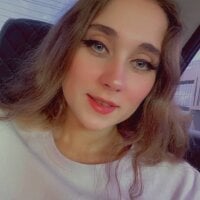SkyAngel_Mia webcam model