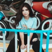 SammyRick__ Adlı Modelin Çevrimdışı Sohbet Odası