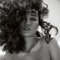 lalila_13's Offline Chat Room