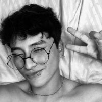 AaronBrown7 webcam