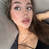 SweetMilana_xo webcam