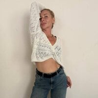 ElenabonyX webcam model