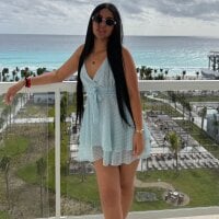 Larabrooks' Avatar Pic