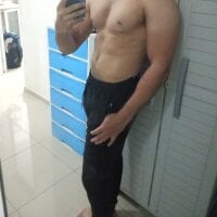 luismanuel_1998 webcam model