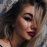 HannahHensl's Offline Chat Room