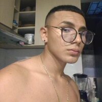 negritoflac's Offline Chat Room