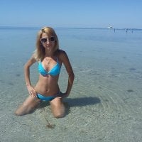 HotyMiranda offline chatrum