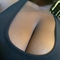 ห้องแชทออฟไลน์ของ bootyliciusboo