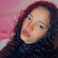 Rubi_evans webcam model