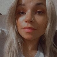 danamadison95's Offline Chat Room