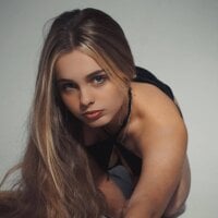 AlicaLOVEalisa777 webcam