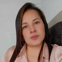 AlexaPearl69 webcam