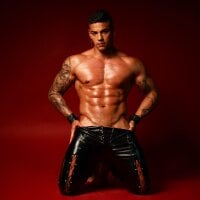Tomy_maylon webcam model