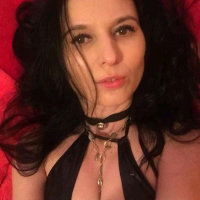 RebekaRolsのオフラインチャットルーム