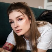 Chloe_Hofman
