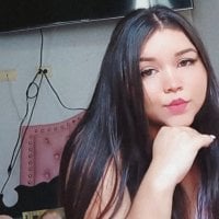 valerie_squirts' Offline Chat Room