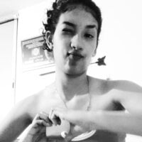 Goddess_Elis webcam model