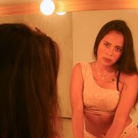 Lizzy_Rossi's Offline Chat Room