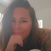 Thegr33ngypsy webcam model