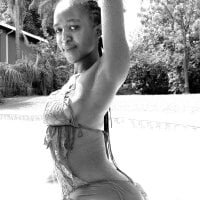 DarkAfricanLadyxx's Avatar Pic