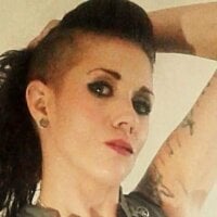 whorenyHaley's Offline Chat Room