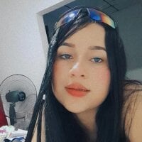 totonalatina's Offline Chat Room