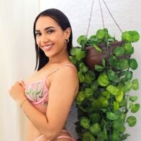 Nayelii_dLive Webcam