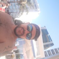 casallatino's Offline Chat Room