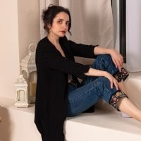 SkadiTheFrost's Offline Chat Room