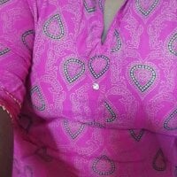 Tamil_Bhuvi69 webcam model