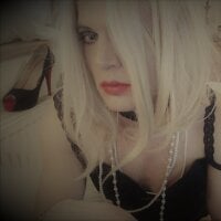 غرفة دردشة KinkyFemboyCamslut دون اتصال