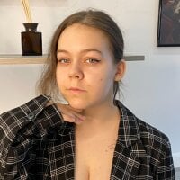 NaidaPalos webcam model
