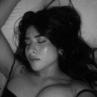 adara_johnson__ webcam