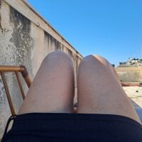 diavoletta77 webcam model