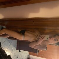 Cendyxxx's Offline Chat Room