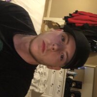 hornycamfun's Offline Chat Room
