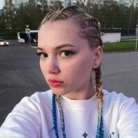 AnnaCarlet's Offline Chat Room