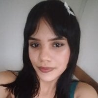 issa_bella18 webcam model