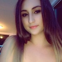 emilyannx3 Chat Room offline
