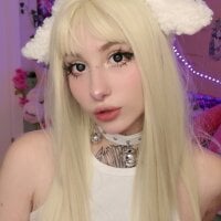 SweetJinks webcam model