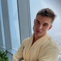 maks_wolfis webcam model