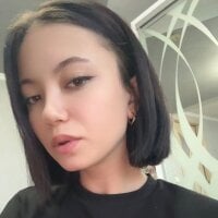 Mia__Honey Adlı Modelin Avatarı